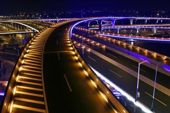 城(cheng)市(shi)道(dao)路炤(zhao)明